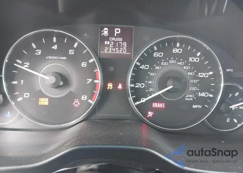 2011 Subaru Legacy 2.5I Premium из США, поврежденный, VIN 4S3BMBG63B3216574